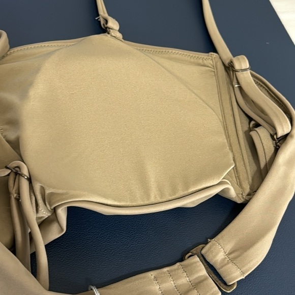 Andie Bikini Top Women's M Olive Convertible Straps NWT The Bora Bora Top 7768 - Picture 4 of 12